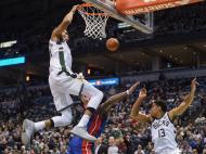 Milwaukee Bucks-Detroit Pistons (Reuters)