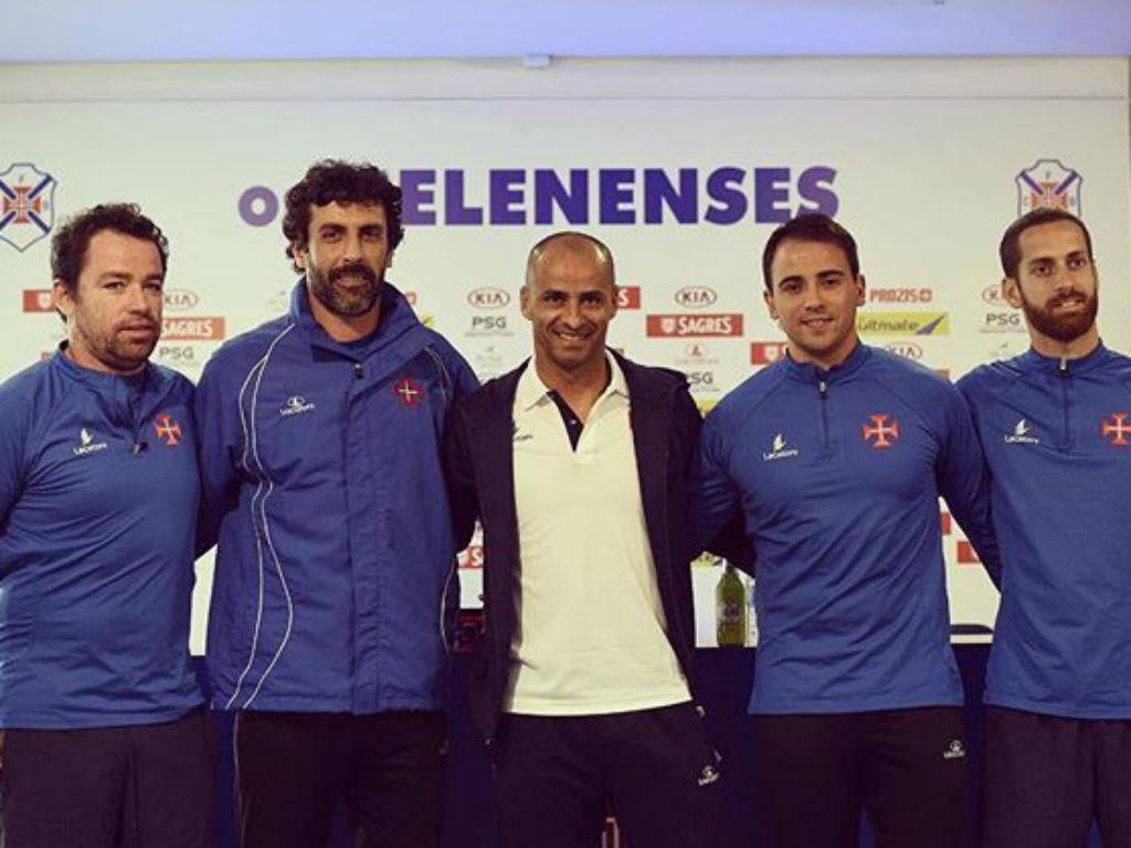 A nova equipa técnica do Belenenses (foto Belenenses)