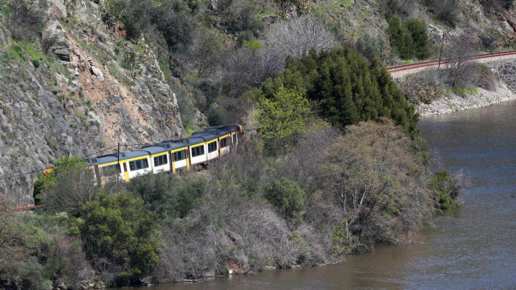 Descarrilamento na Linha do Douro