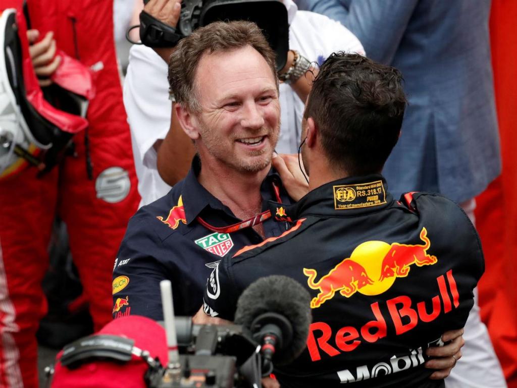 Christian Horner e Daniel Ricciardo (Reuters)