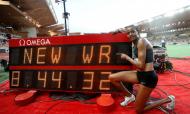 Beatrice Chepkoech bateu recorde nos 3 mil metros obstáculos