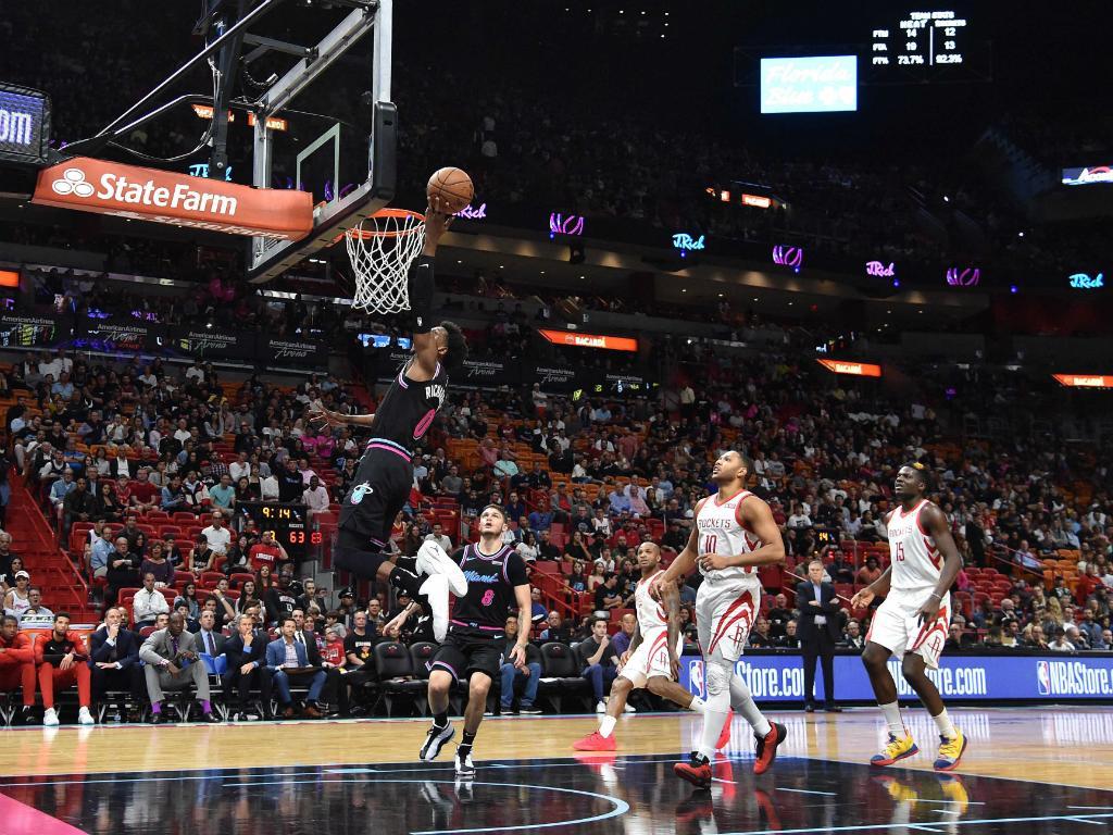 Miami Heat vencem Houston Rockets (Steve Mitchell-USA TODAY Sports)