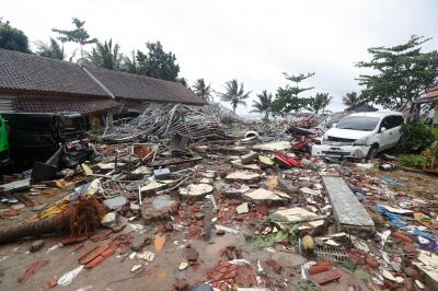Novo balanço: tsunami na Indonésia fez 281 mortos e mais de mil feridos - TVI