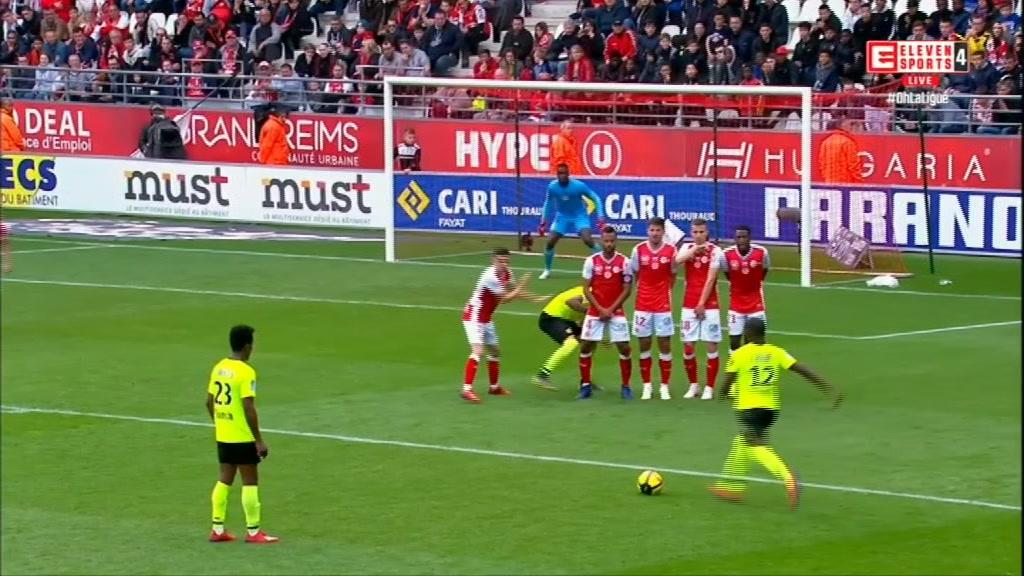 José Fonte marca, mas Lille não vence jogo com decisão polémica do VAR