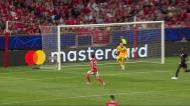 VÍDEO: Pizzi quase fez o primeiro golo para o Benfica