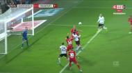 O resumo da vitória do Eintracht com golos de Bas Dost e André Silva