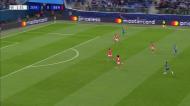 VÍDEO: grande confusão na área do Benfica e Zenit perto do golo
