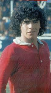Aos 17 anos Maradona já tinha duas épocas de primeira divisão Argentina