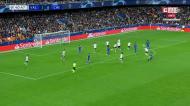 VÍDEO: bola ao meio e golo do Chelsea
