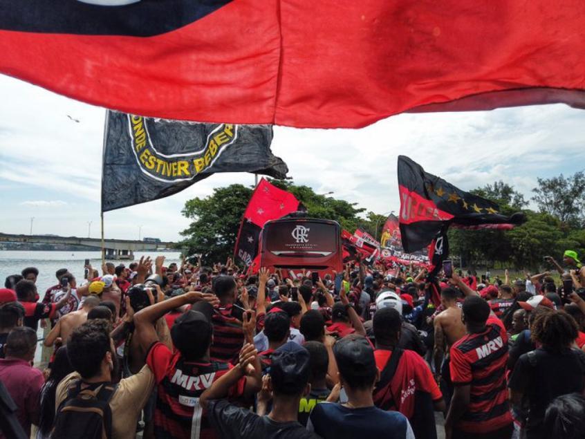 Flamengo a caminho do aeroporto (Foto do Flamengo)