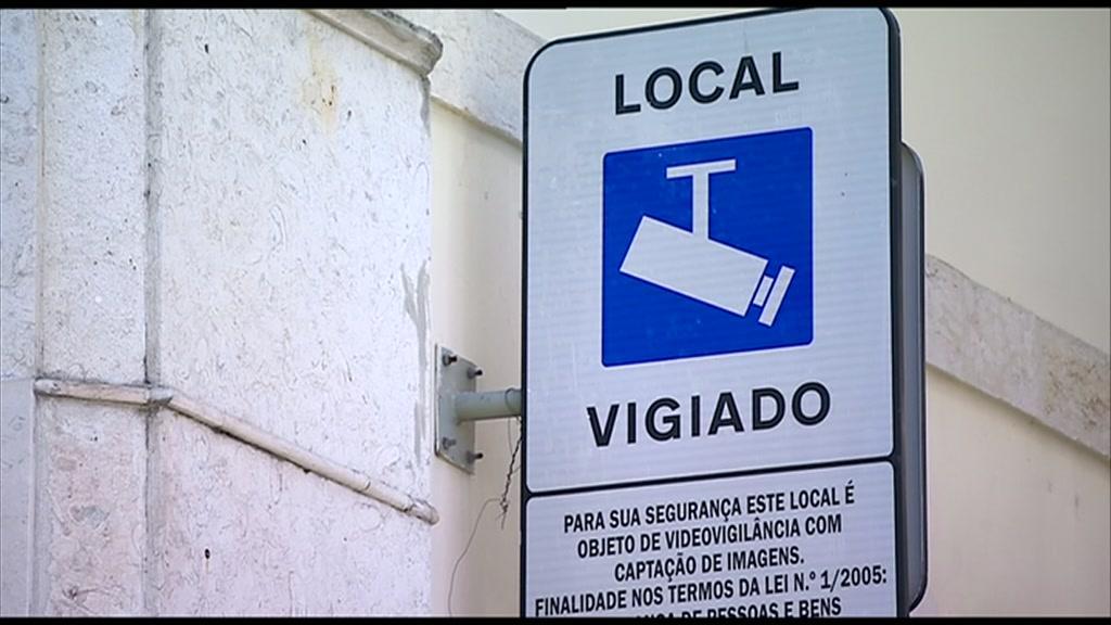 Câmaras de vigilância com inteligência artificial chumbadas em Portimão e Leiria