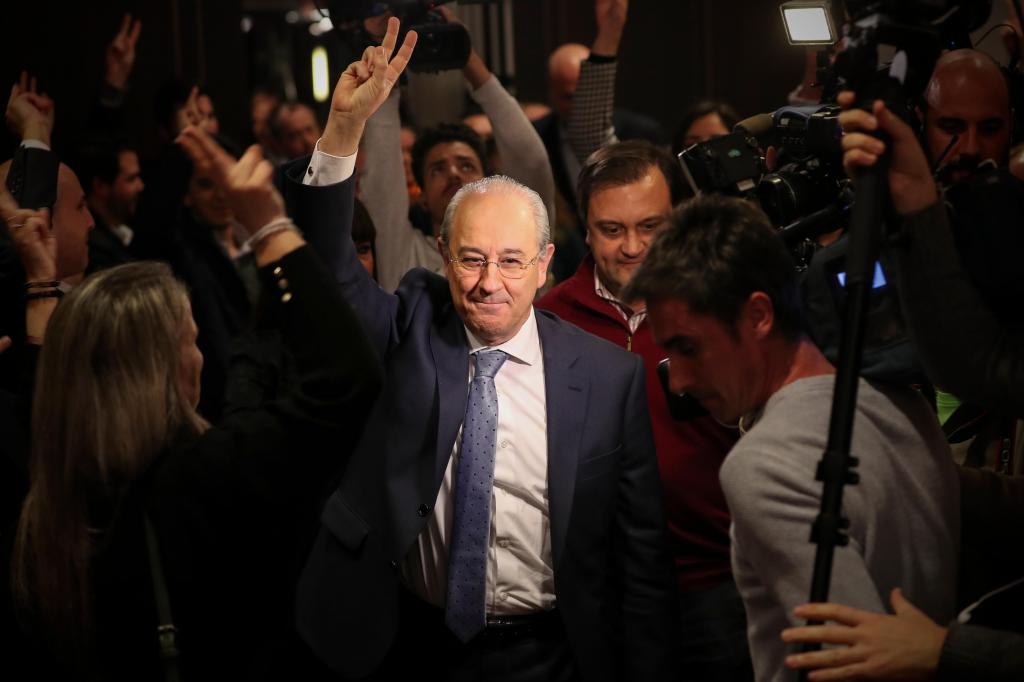 Rui Rio vence à segunda volta as eleições diretas no PSD