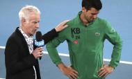 Novak Djokovic emocionado a falar da morte de Kobe Bryant no Open da Austrália (AP Photo/Dita Alangkara)