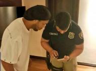 Ronaldinho detido no Paraguai (Ministério Público Paraguai)