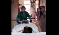 VÍDEO: o aplauso especial dos profissionais de saúde a uma doente (twitter)