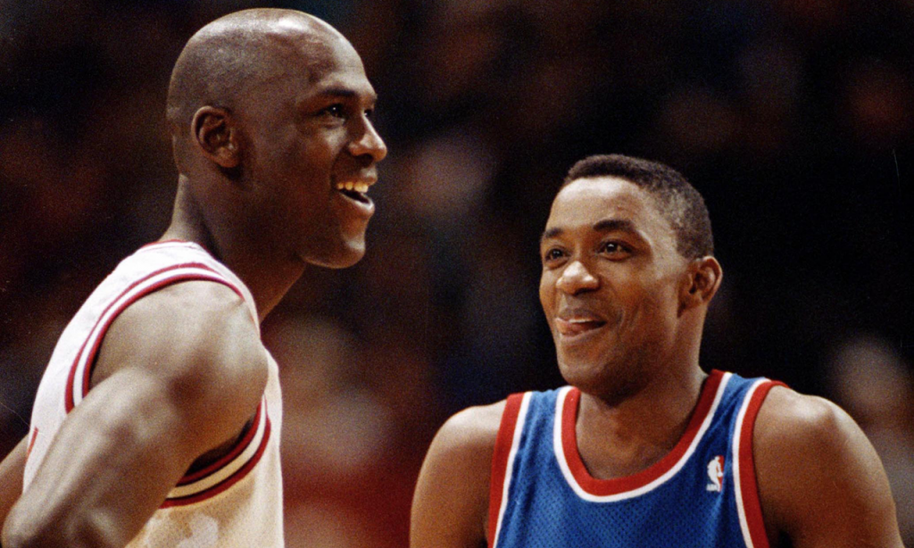 Isiah Thomas e Michael Jordan, em 1992 (AP)