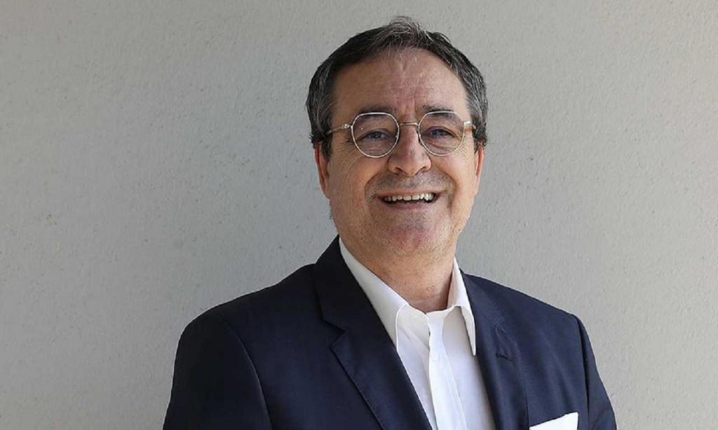 António Oliveira 
