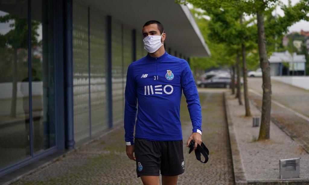 A par de Fábio Vieira, Diogo Costa é outro dos produtos da formação do FC Porto que termina contrato no final da época.
