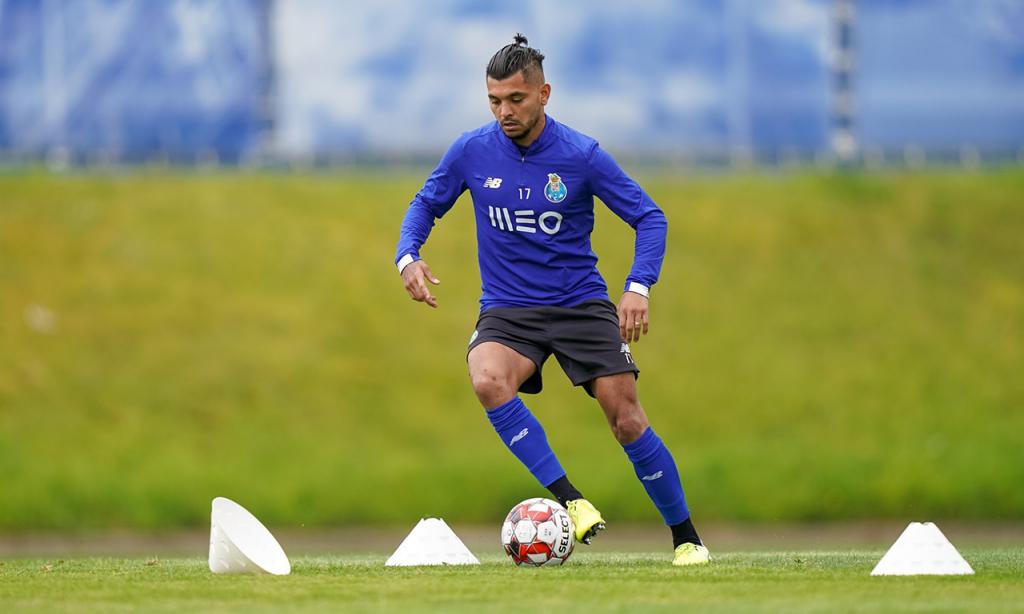 Futebolistas do FC Porto voltam a treinar no Olival (FC Porto)
