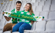 Adeptos do Moreirense, João e Patrícia marcaram o casamento, em 2019, com todos os pormenores alusivos ao clube (Foto: Júlia Fernandes)