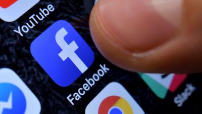 Novo alerta de contas no Facebook que não estão habilitadas a conceder crédito - TVI
