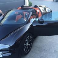 RONALDO: Bugatti Veyron Grand Sport Vitesse
