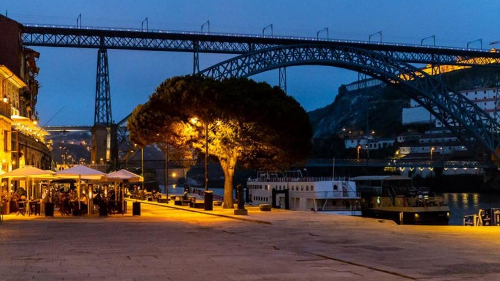 Covid-19: cidade do Porto numa noite de S. João diferente