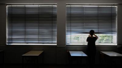 Covid-19: professores pedem melhorias na testagem e isolamento de casos nas escolas - TVI