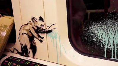 Funcionários do metro de Londres apagam desenhos de Banksy por engano - TVI