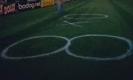 Adeptos do Palmeiras invadem estádio do rival para pintar relvado e postes (twitter)