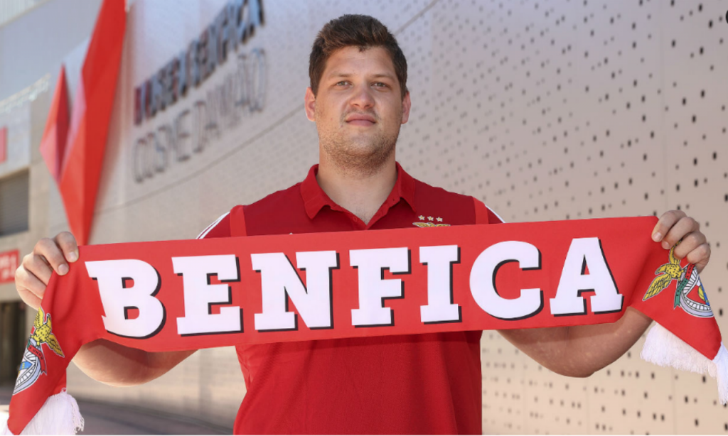 Matic Suholeznik (site Benfica)