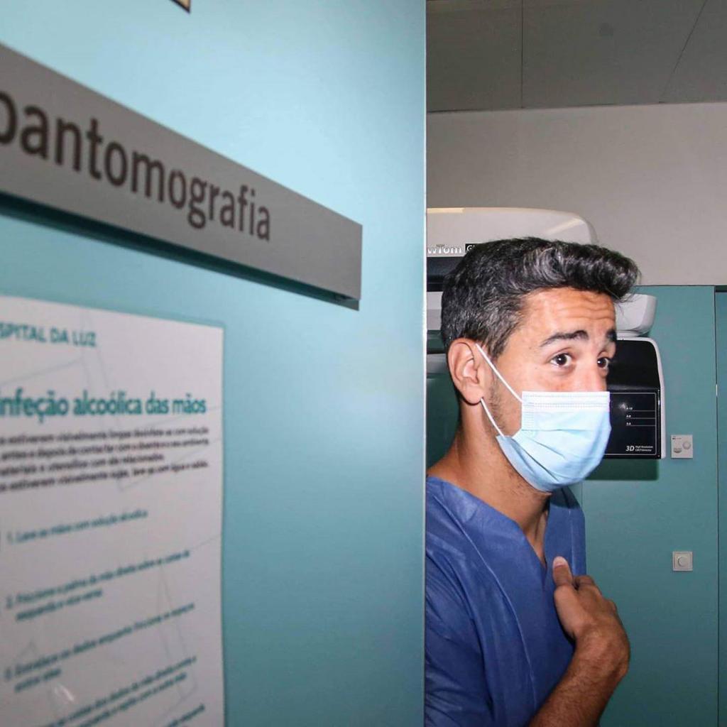 Dia de exames médicos no Benfica