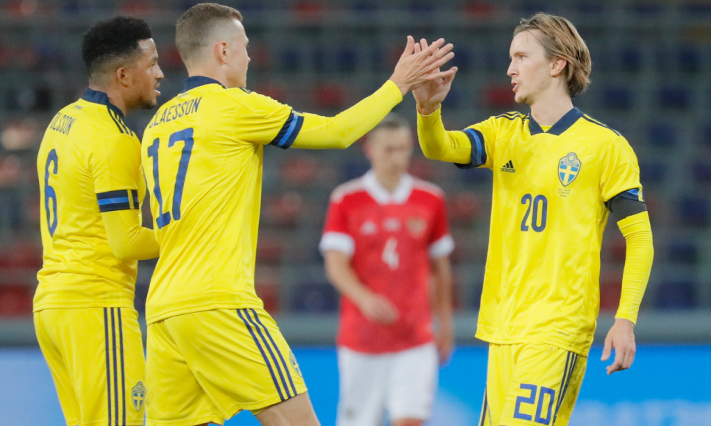 Suécia vence Rússia em jogo particular (Maxim Shipenkov/EPA)