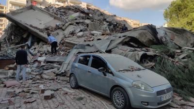 Sismo na Turquia fez pelo menos 100 mortos e 994 feridos - TVI