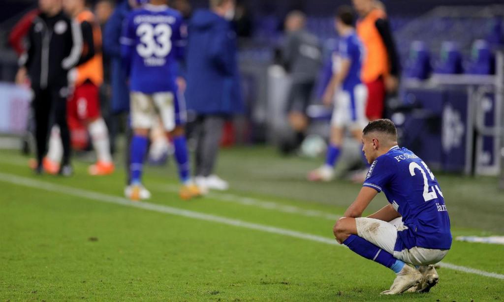 Alemanha: Schalke deixa-se empatar e chega aos 27 jogos sem vencer - CNN  Portugal