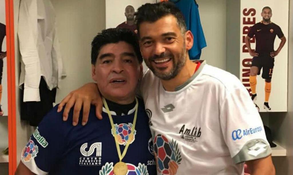 Sérgio Conceição com Diego Maradona