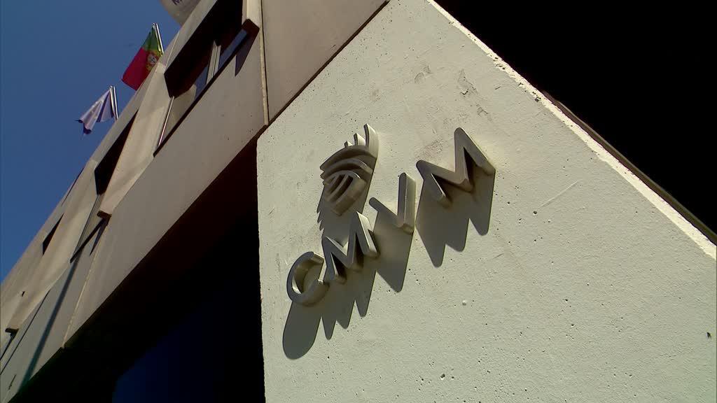CMVM aplica quase 4 milhões de euros em multas