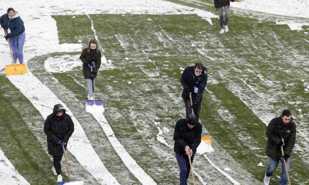 Tempestade de neve cancela jogos nos Países Baixos