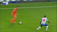 Ronaldo bem «dançou» à frente de Manafá, mas foi desarmado pelo portista