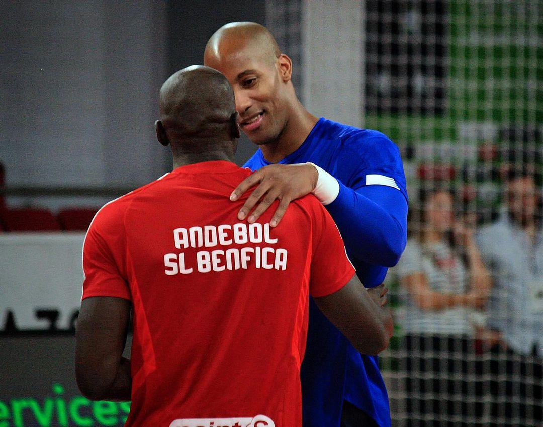 Andebol: Portugal perdeu Alfredo Quintana, a muralha luso-cubana - Desporto