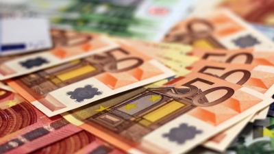 Remessas batem recorde e sobem 7% em janeiro para quase 350 milhões de euros - TVI