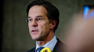 Governo neerlandês cai por divergências em políticas de imigração - TVI