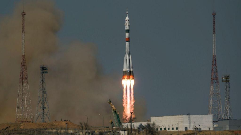 Lançamento do foguetão Soyuz MS-18