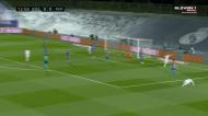 Benzema inaugura marcador no El Clásico com golaço de calcanhar
