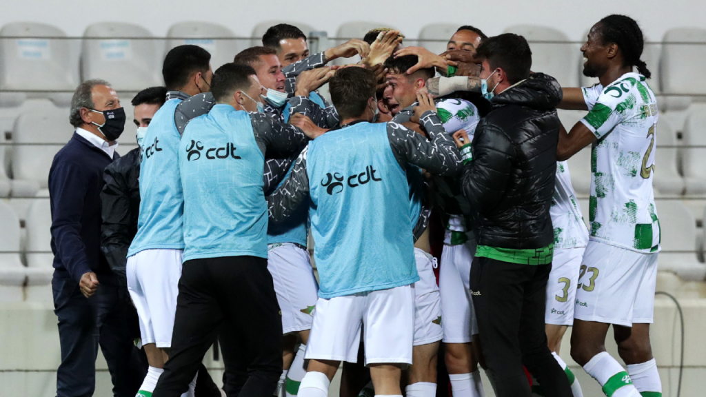 Moreirense festeja o 1-0 apontado por Ferraresi frente ao FC Porto (Estela Silva/LUSA)