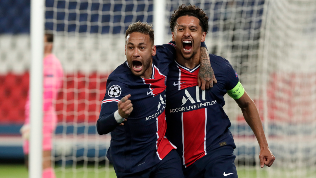 Neymar e Marquinhos festejam o 1-0 do PSG ante o Manchester City (Thibault Camus/AP)