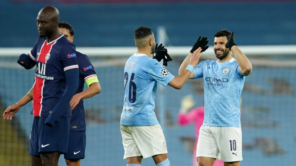 Aguero e Mahrez festejam o apuramento do Manchester City para a final da Liga dos Campeões, depois de vencer o PSG (Dave Thompson/AP)
