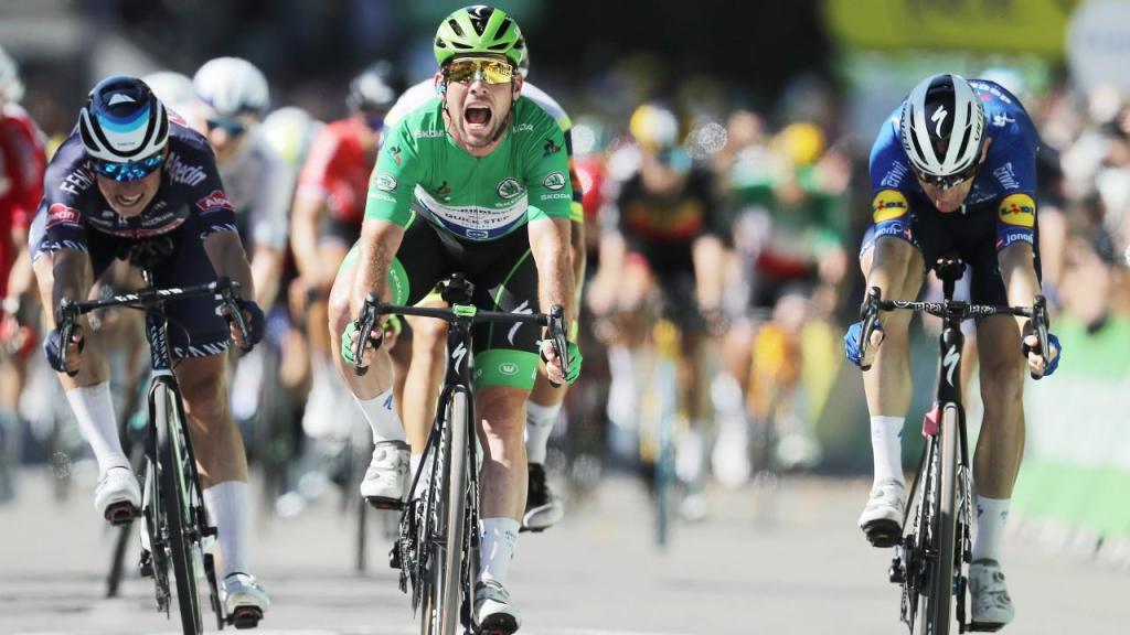 Mark Cavendish vence a sua quarta etapa no Tour 2021 e iguala Eddy Merckx (Christophe Petit-Tesson/EPA)