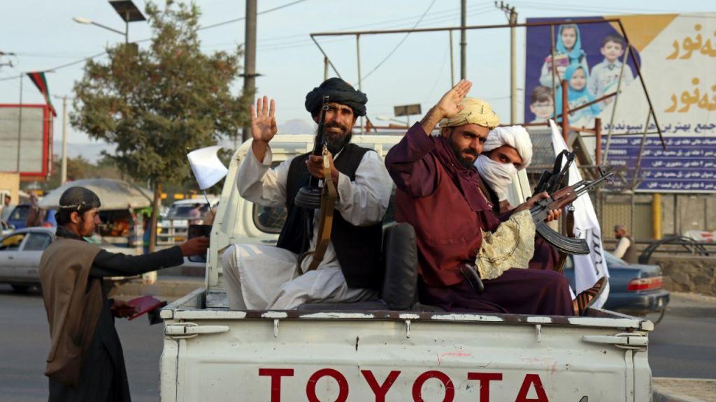 Talibãs dominam Cabul