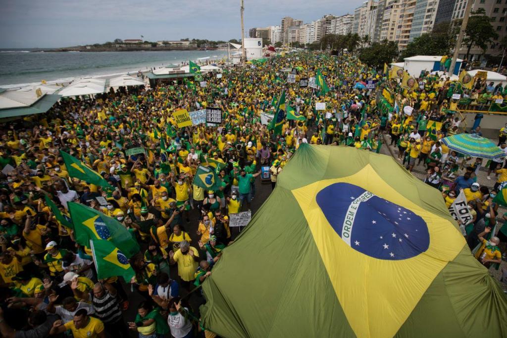 Ruas de Brasília enchem-se de apoiantes de Jair Bolsonaro